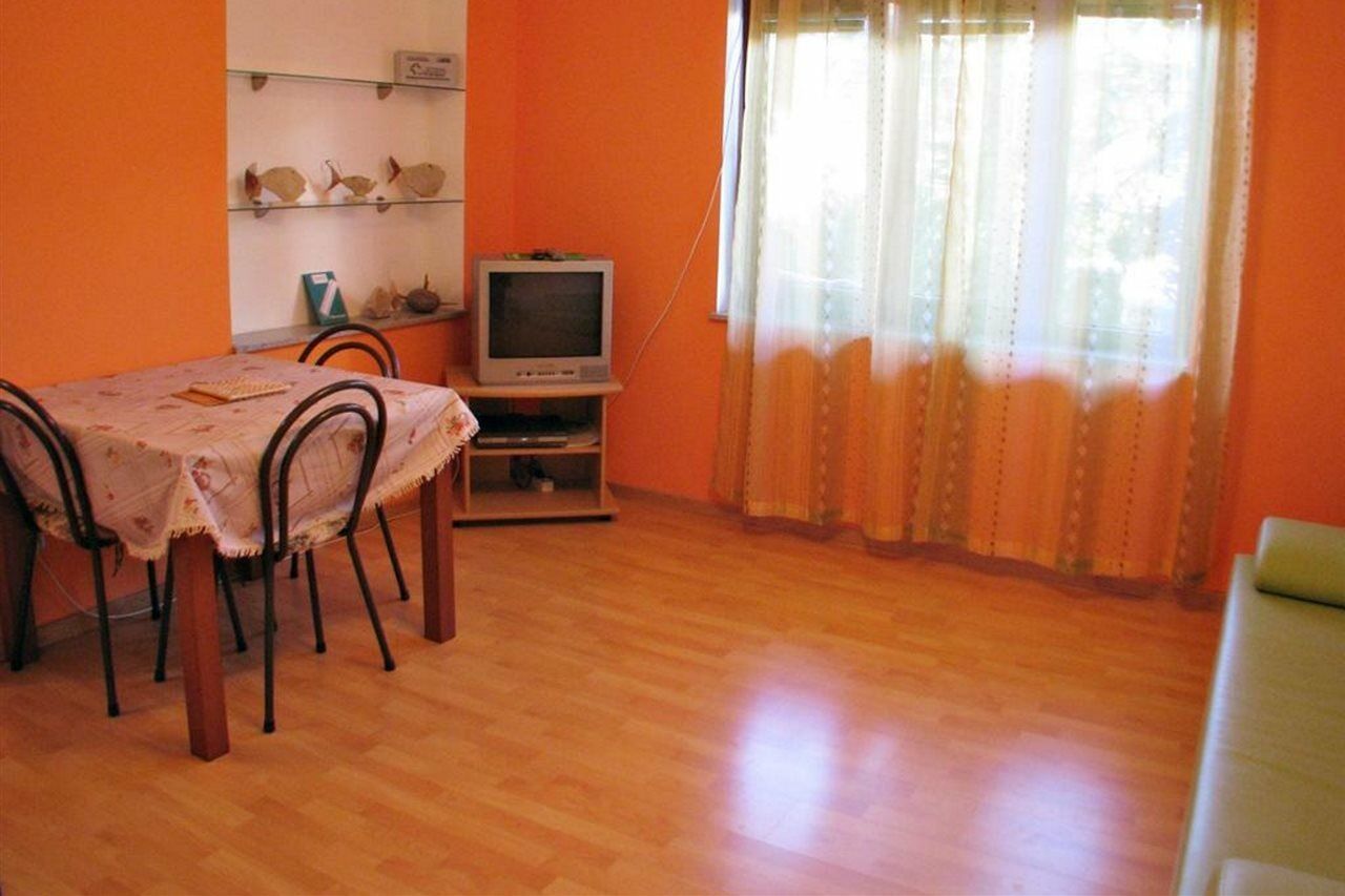 Apartments Miljak Omis Bagian luar foto